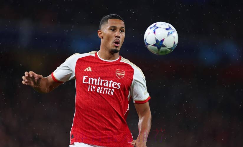 马卡:皇马选定萨利巴为后防核心 但双方态度冷淡 马卡:皇马选定萨利巴为后防核心 但双方态度冷淡