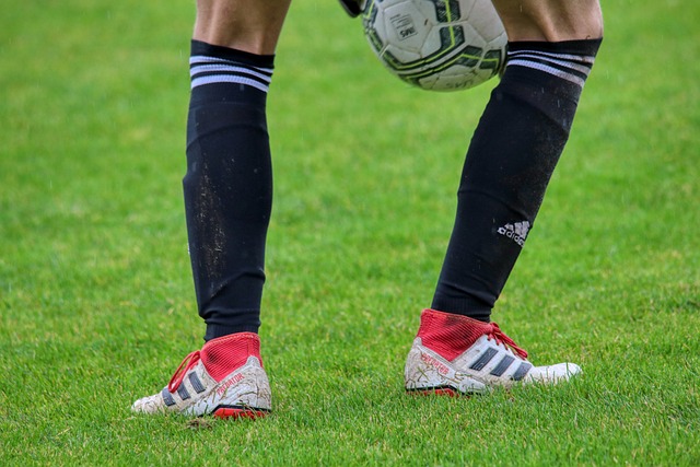 梅西會缺席美國公開杯決賽？馬蒂諾就阿根廷巨星和阿爾巴提前替補揭傷病情況！.